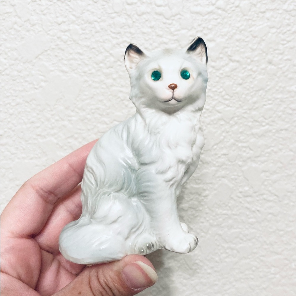 White Green eyed Persian cat salt shaker figurine 4” vtg